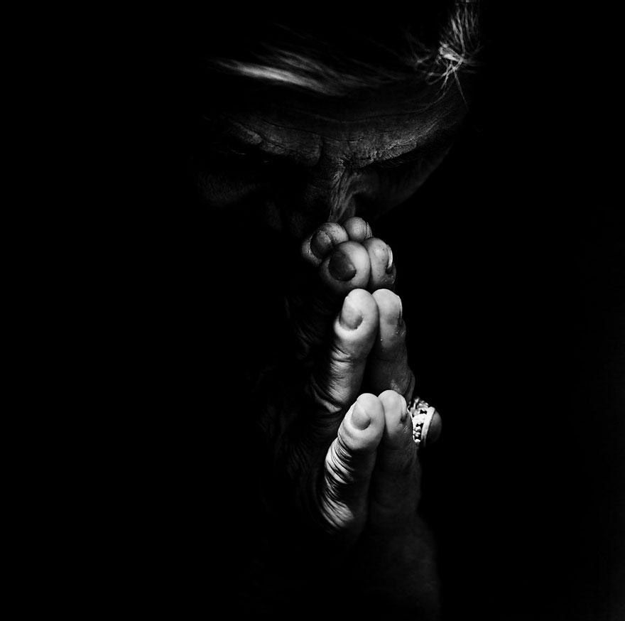 آموزش نقاشی سیاه قلم